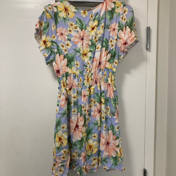 Short Floral Dress Forever 21 - Picture 3 of 4